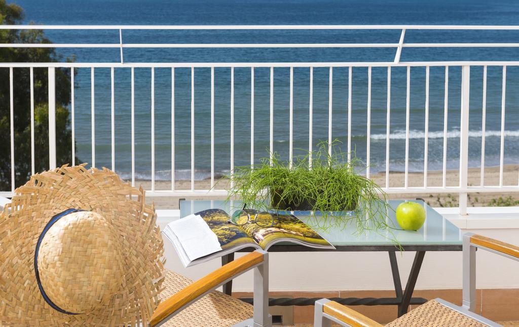 Hotel & Spa Terraza 4 Sup Roses Ngoại thất bức ảnh